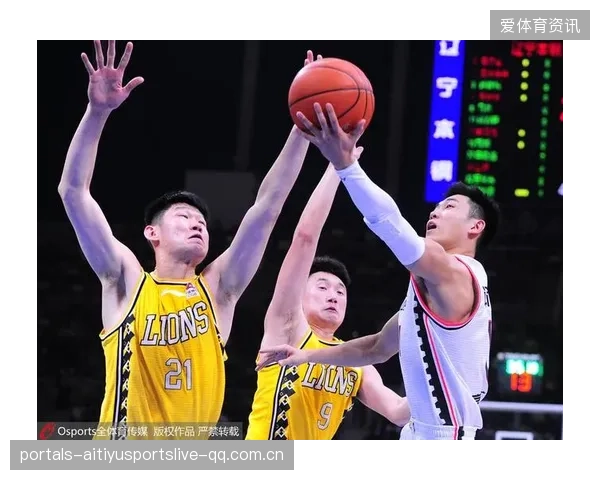 CBA北京后场抢断一条龙直杀篮下，展现王者之风